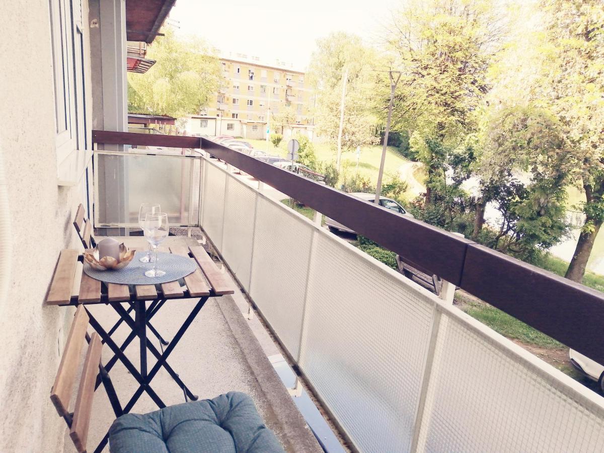 Mreznicki Mozaik Apartment Duga Resa Bagian luar foto
